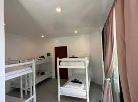 Gracey Dive Resort and Restaurant, hotel i Dauin