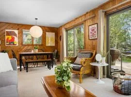 Camp Birch: Waterfront Home on Lake Leelanau