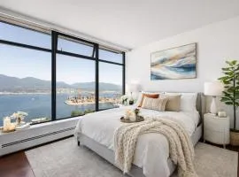 Elegant 2BR Condo with Spectacular Mountain Views and Modern Comfort