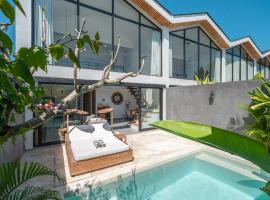 Jane's Lofts - Designer Lofts, 7 Mins from Bingin Beach, Hotel in Bingin Beach