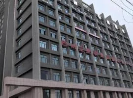 Xana Lite Korla Xiangli Avenue Food Street