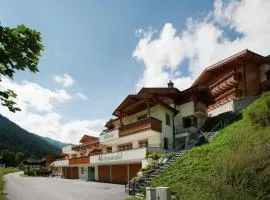 Chalet in Saalbach near Ski Lift