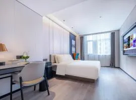 Atour Hotel Qingdao Wusi Square Hong Kong Middle Road