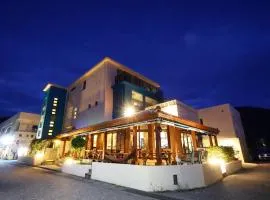 ペンションニライカナイ NiraiKanai