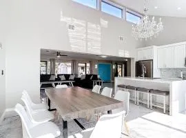 Special Event Retreat 5BR 4BA Sleep 16