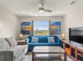 Coastal Calm 2BR Retreat Minutes to Manasota Beach