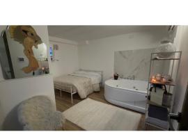 The secret garden luxury spa, Hotel in Cassano delle Murge