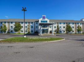 Motel 6-Whitby, ON - Toronto East, hotel v destinaci Whitby