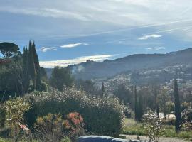 Villa Lésina Bed & Breakfast, hotel em Apt