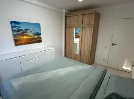 Zen 2 Bedroom Apartment with Terrace