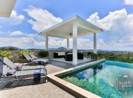 V297 Hillside Sea View Villa with Infinity Pool, hótel í Ko Samui