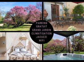 B&B Des Histoires d'Anges - Côté Jardin - Accueil Vélo, hotell i Tournus