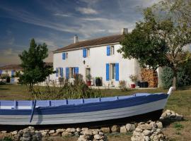 MOULIN DE MAUZAC - SUITE Perle Marine, hotel em Durfort-et-Saint-Martin-de-Sossenac