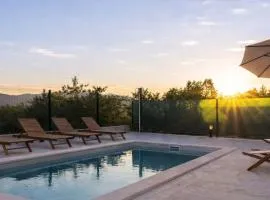 Holiday Home Dino by Villas Guide