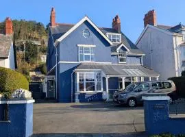 Pencartref Apartment - 4 Bedrooms, 3 Bathrooms, Sleeps 7-8