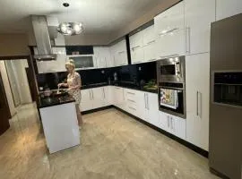 Луксозен апартамент в сърцето на Сандански