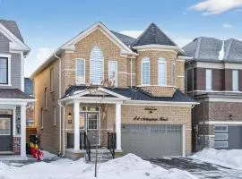 Luxury Family, 4BR Detached Home, EV Charger