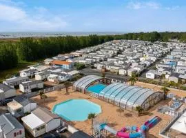 ZEcamping 4 200m de la plage piscine couverte pet friendly animations