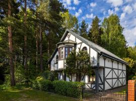 Villa Bursztynek – hotel w Poddąbiu
