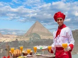 Horus Horizon INN Pyramids View