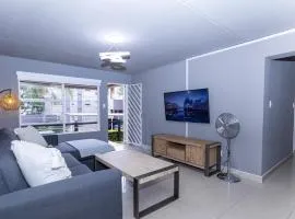 14 Madison Palms East