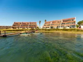 Port Owen Marina Starlight 23 by First Private Stays