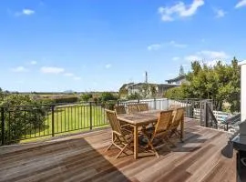 Family Tides - Ruakaka Holiday Home