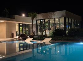 Terreforti Boutique Spa & Glamping، فندق في أغريغينتو