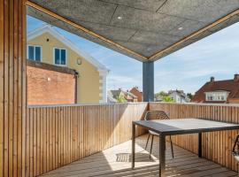 Helt nyt charmerende byhus i centrum med skøn tagterrasse, hotel en Svendborg