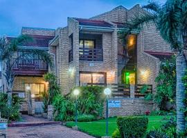 Villa Majestic for Exclusive Accommodation, hotell i Port Alfred