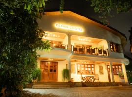 Esther's Hotel, hotell sihtkohas Accra