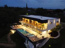 Casa RIO - Luxury Above the River