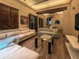5 Bedroom Townhouse with Rooftop Terrace 20m from Sliema Promenade