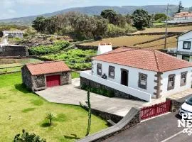 Casa da Hortênsia Roxa by Ponta Negra Azores