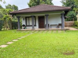 Robyns Nest Self Catering Cottage No4, Hotel in Gillitts