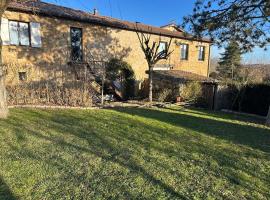 Les Granges Dorées, hotel en Châtillon