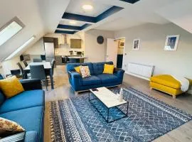 Pier House Luxury Apartment