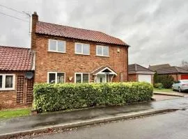 4 bedroom house Sleeps 8 Bottesford Amaya 22