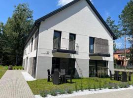 Sam Las Apartamenty Białowieża, hótel í Białowieża