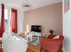 Adèle duplex lumineux dans le quartier de France