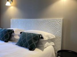 Design & comfort Apartment in the very centre of Rubiera, Hotel in Rubiera