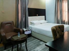 Londonian Hotel and Suites、Omoleのホテル