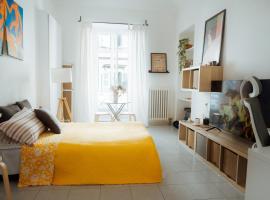 Luminoso open space nel centro di Torino, hotel di Turin