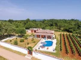 Holiday Home Angelina by Interhome