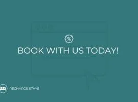 Free Parking - Sleeps 5 - 2 Bedrooms - Freshly Renovated