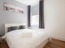 Seafront Flat in Brighton Marine Parade, hotel a Worthing