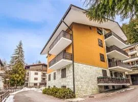 Apartment Fondue by Interhome