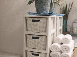 Imani, Hotel in Manor