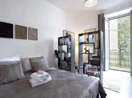 Milano - new, charming, AC, close Palais&Beach