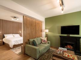 Alkiona Cozy Mountain Retreat with Stunning Views By Greece Apartments, hotel a Kernitsa